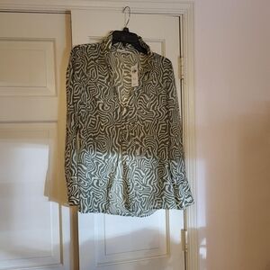 Abercrombie & Fitch Green Patterned Button Down Shirt